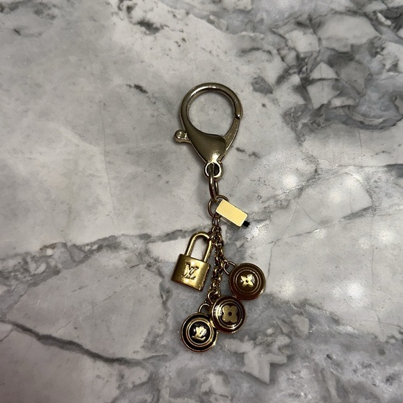 AUTH Louis Vuitton Keychain Bag Charm Padlock Gold Brown - Picture 4 of 10